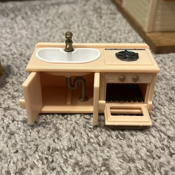 Calico Critter Sylvanian Families Red Roof Cottage Starter Home - Picture 3 of 11